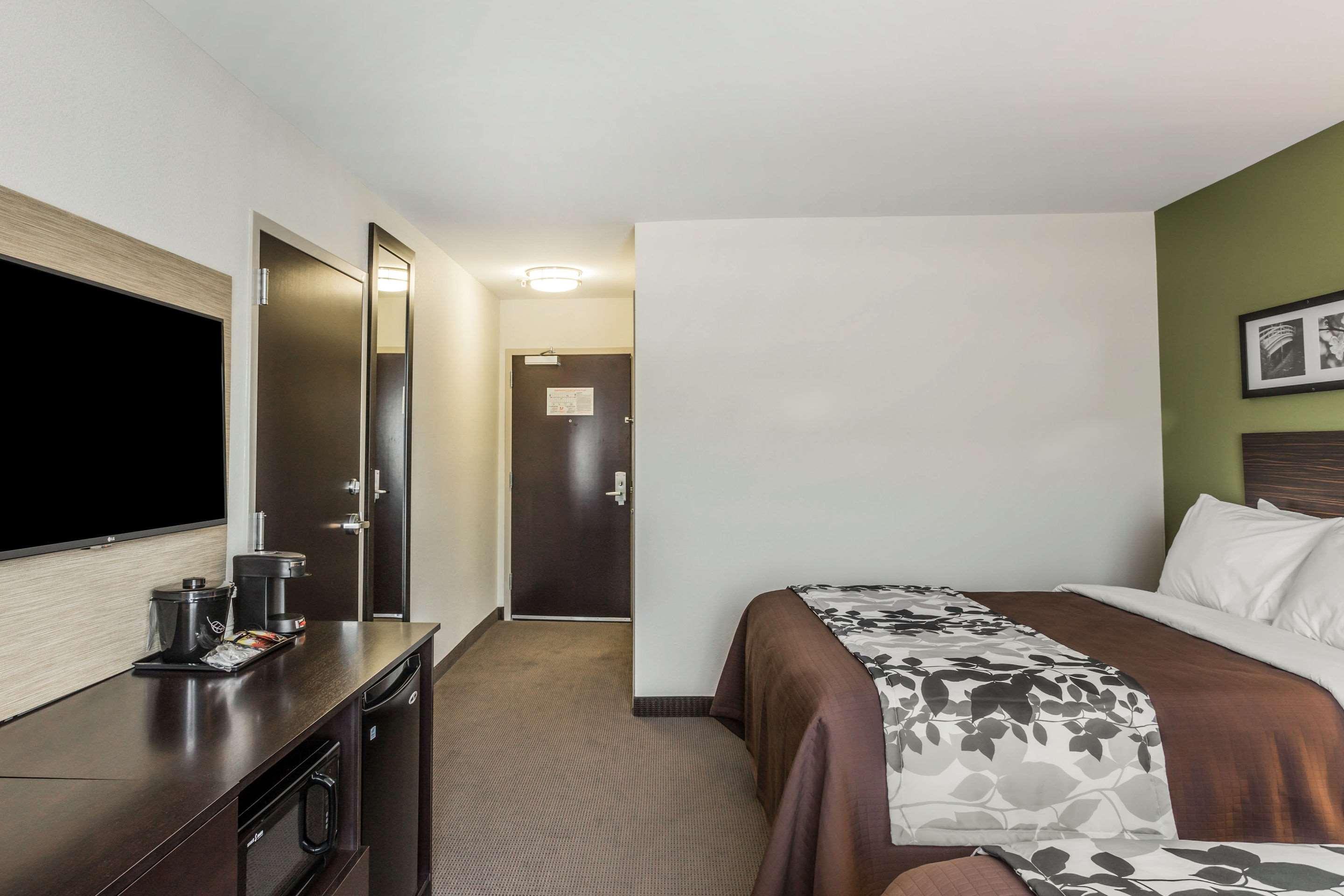 Sleep & 2* Dayton