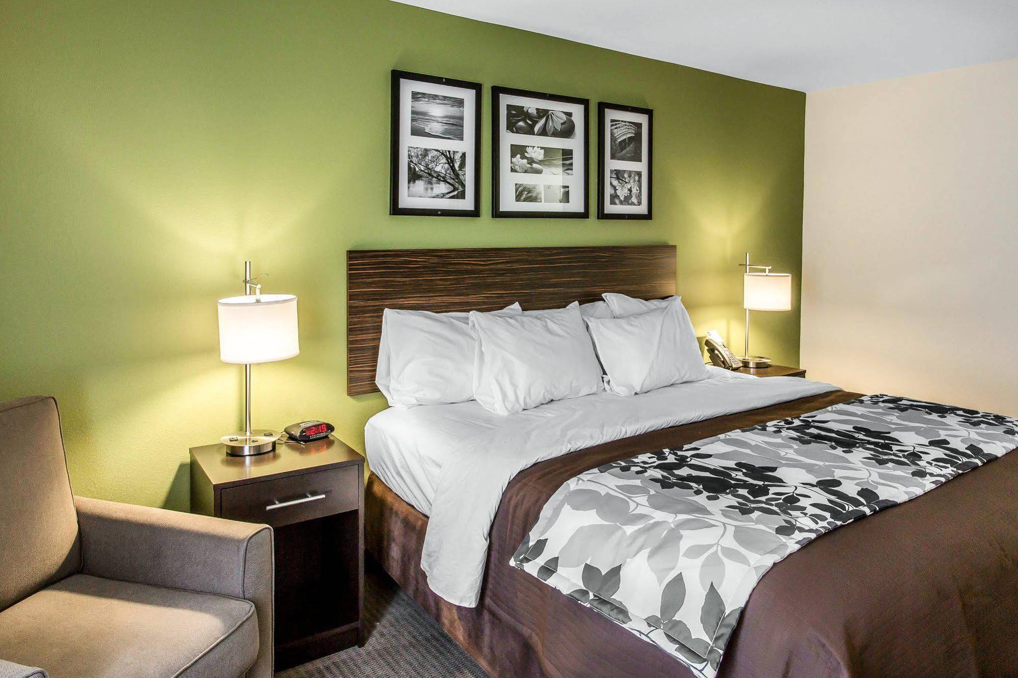 Hotel Sleep & 2*